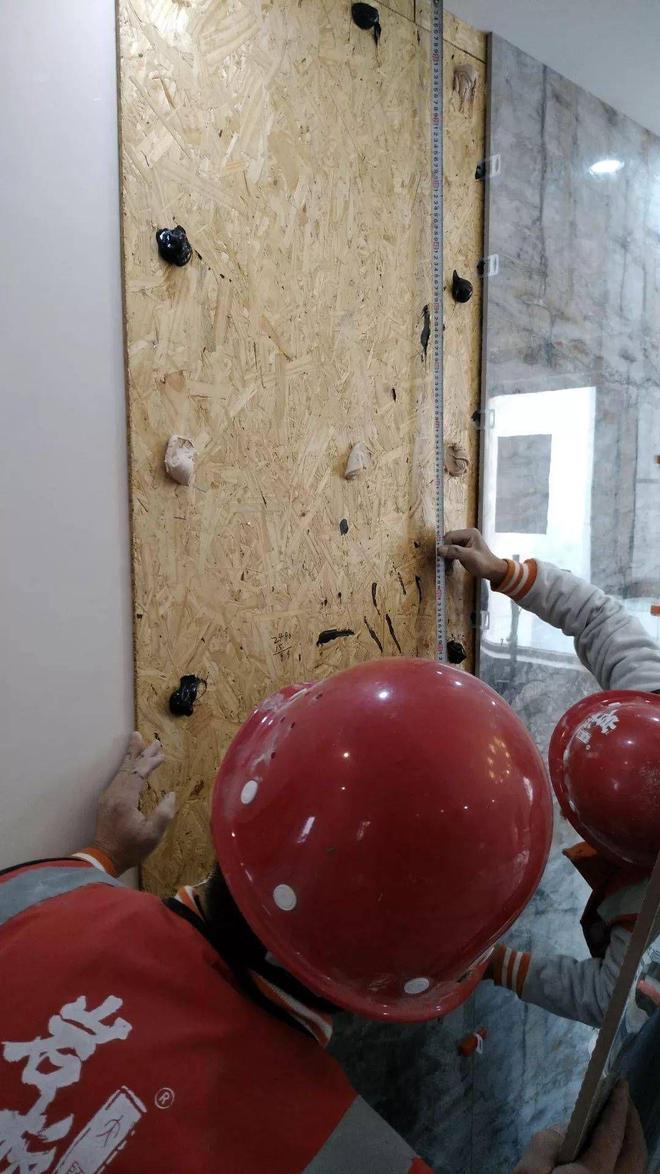 点贴VS薄贴的天差地别！贴得稳瓷砖胶点贴王教你一招避坑！